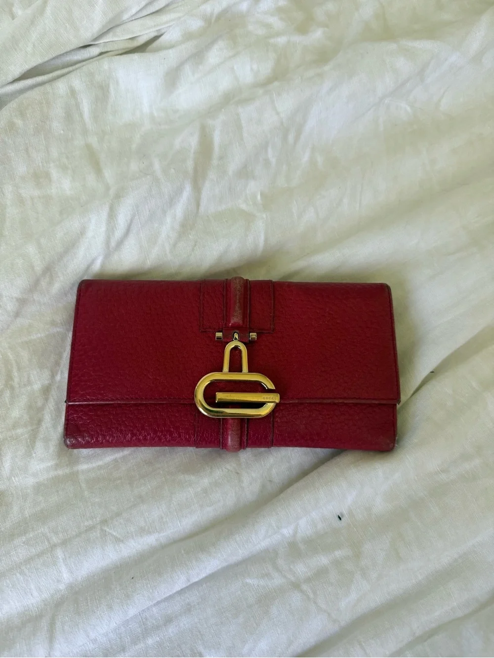 Gucci Red Leather Wallet with Gold Hardware Clasp